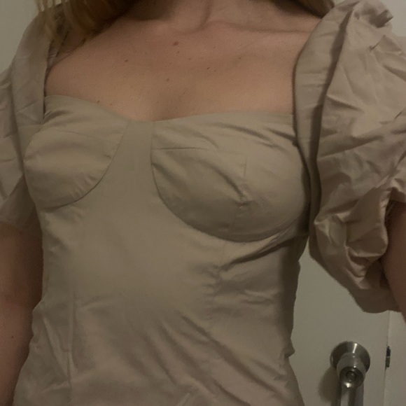 Puff sleeve top, cup detail - Picture 2 of 7